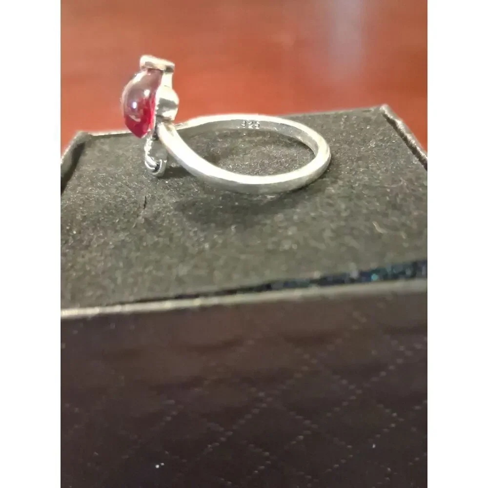 S925 Sterling Silver With Garnet Ring Marked Great Condition